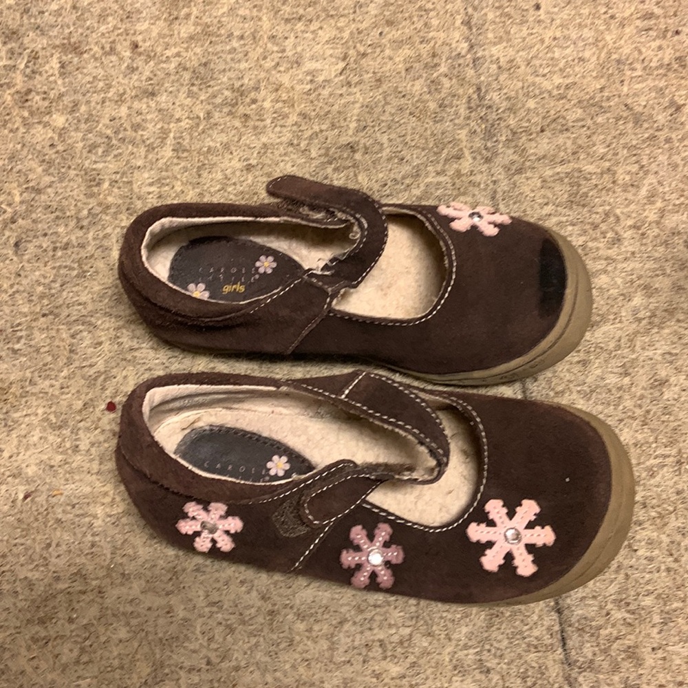 Carole Little girls brown shoes size 9